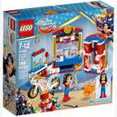 Afbeelding van Wonder Woman nachtverblijf - Lego Super Heroes (door Lego)